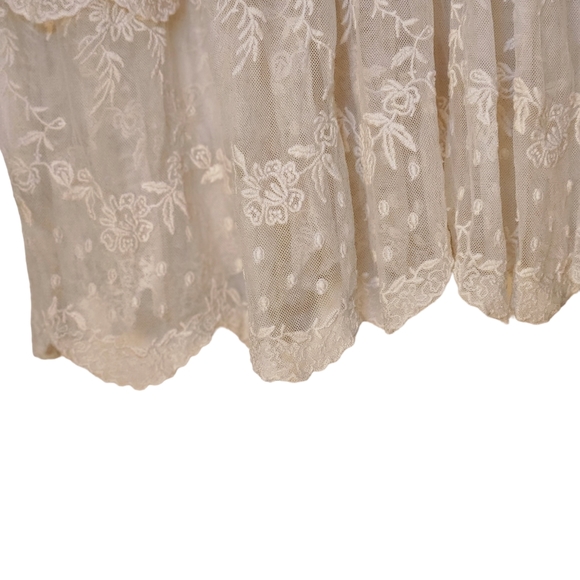 Dolls Kill Widow tea stained lace tiered mini dress - off white nude - Picture 4 of 9